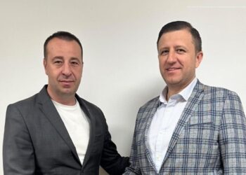 Daniel Ungurian, licențiat în Fililogie, dar și în Drept, alături de Lucian Harșovschi: Are experiență în administrație și a demonstrat că este implicat și că este omul soluțiilor