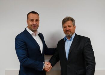 Dănuț Matei, un specialist în autovehicule rutiere, alături de Lucian Harșovschi: Îl susțin pe Lucian Harșovschi întrucît cred că este o persoană dedicată, iar realizările lui de pînă acum îl recomandă ca fiind cel mai potrivit pentru funcția de primar