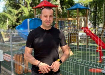 Locurile de joacă de pe strada Luceafărului și de la Nordic, date în folosință