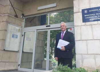 Ion Lungu, la CNI, pentru discuții legate de lucrările de construire a sălii polivalente, a bazei sportive de tip 1 și a celor două creșe