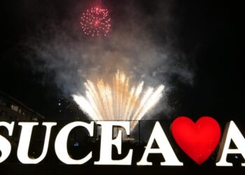 Zilele Sucevei ediția 2024, un succes absolut, fără evenimente neplăcute. Peste 10.000 de persoane, în fiecare seară. Ovidiu Rusu: Vîrful l-a avut Irina Rimes. Lora a dat foarte bine pe ecrane. 3 SudEst sînt aceiași oameni. Artificii frumoase (FOTO)