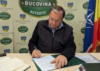 A fost semnat certificatul de urbanism pentru înființarea rețelei de gaz metan în comunele Vama, Frumosu, Vatra Moldoviței și Moldovița. Gheorghe Flutur: Gazul metan oferă posibilitatea deschiderii și de mici afaceri