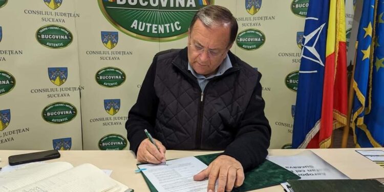 A fost semnat certificatul de urbanism pentru înființarea rețelei de gaz metan în comunele Vama, Frumosu, Vatra Moldoviței și Moldovița. Gheorghe Flutur: Gazul metan oferă posibilitatea deschiderii și de mici afaceri