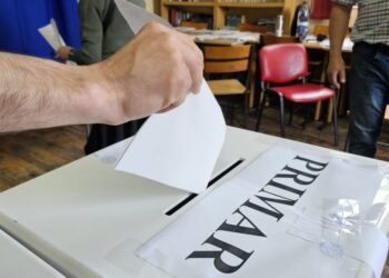 Pînă la ora 01.00 se știa că PSD cîștigase funcțiile de primar în 28 de localități sucevene