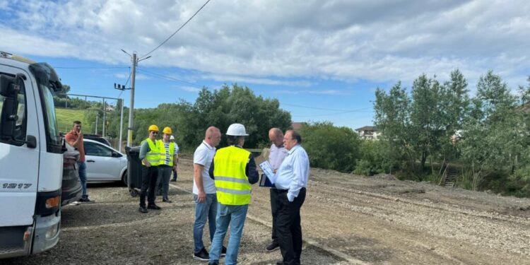 Lucrări de apă și canal la Sfîntu Ilie. Gheorghe Flutur: Un pic de răbdare trebuie. Poate că unii și-au expirat răbdarea pentru că a durat mult, a durat licitația, dar a durat mult pentru că au ținut alții la sertar acest proiect