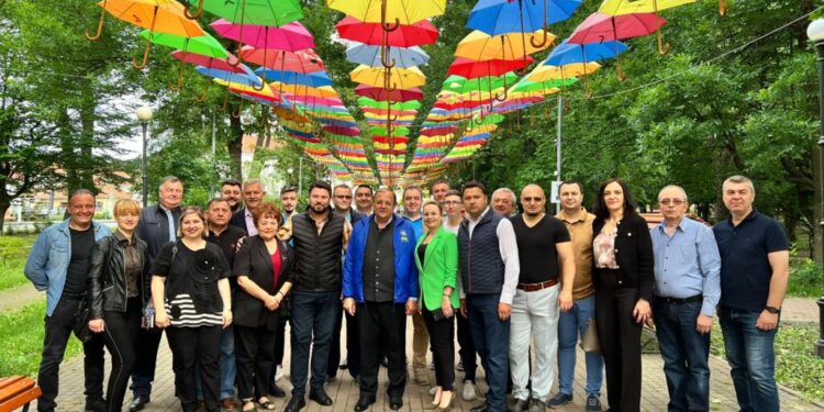Gheorghe Flutur, la Rădăuți: Dezvoltarea o fac garantat liberalii, o face Gheorghe Flutur cu Bogdan Loghin umăr la umăr