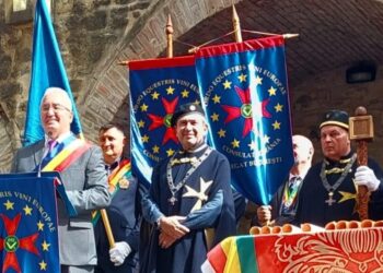 Primarul Lungu, la Cetatea de Scaun, la întîlnirea națională a Ordinului  European al Cavalerilor Vinului