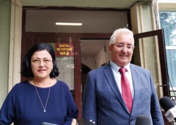 Ion și Luminița Lungu, împreună la urne. Primarul Sucevei: Am votat pentru un oraș frumos, modern și prietenos (Foto)
