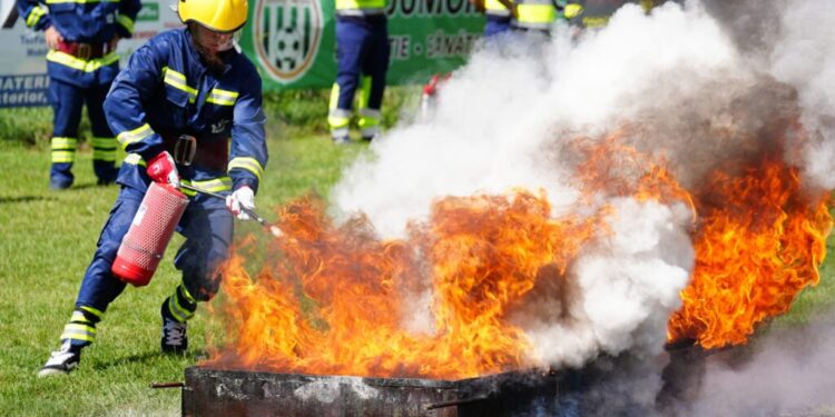 Serviciul Voluntar pentru Situații de Urgență Bosanci și Serviciul Privat pentru Situații de Urgență ”Egger”, locurile I la concursul județean de profil