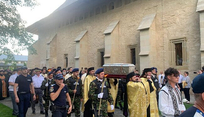 Procesiune religioasă la Rădăuți cu moaștele Sf. Ierarh Leontie, sîmbătă, 29 iunie. Primarul Loghin invită credincioșii să participe în număr cît mai mare