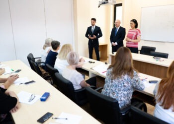 32 de profesori de limba română din Republica Moldova, la un curs de perfecționare, la Vatra Dornei, organizat de universitatea suceveană