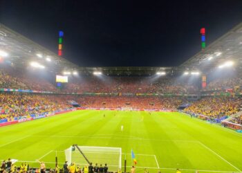 Marin Barbu, despre meciul România-Belgia, 0-2: Ne-am bătut cu o echipă care este plină de valori mondiale și asta ne dă o oarecare speranță că putem să-i biruim pe slovaci. (Putem cîștiga cu slovacii), dacă jucăm la fel de compact cum am jucat cu ucrainenii