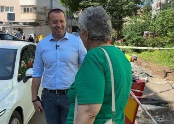 Trotuar nou și parcări laterale, pe strada Luceafărului din cartierul George Enescu