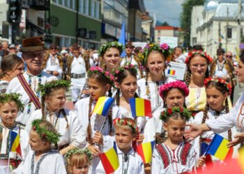 Cîmpulung Moldovensc. 300 de artiști din 5 țări, meșteri populari, producători locali și un iarmaroc, în perioada 19-21 iulie, la ”Întîlniri bucovinene”. Primarul Mihăiță Negură: Acest interesant și așteptat festival a devenit un punct de referință în peisajul cultural cîmpulungean