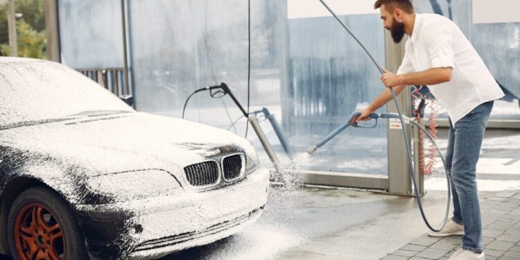 Cum să deschizi o spălătorie auto profitabilă: De la concept la implementare