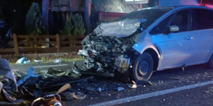 Accident grav, cu 9 răniți, pe E85, la Drăgușeni. Doi copii, unul de 7 și unul de 9 ani, spitalizați (FOTO)
