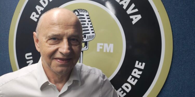 Parcul Științific și Tehnologic de la Siret, apreciat de Mircea Geoană: Acolo se vor așeza companii germane, sper că și de altă naționalitate, care vor folosi acest centru și legătura cu Universitatea. Asta înseamnă joburi, înseamnă tineri care nu pleacă în străinătate