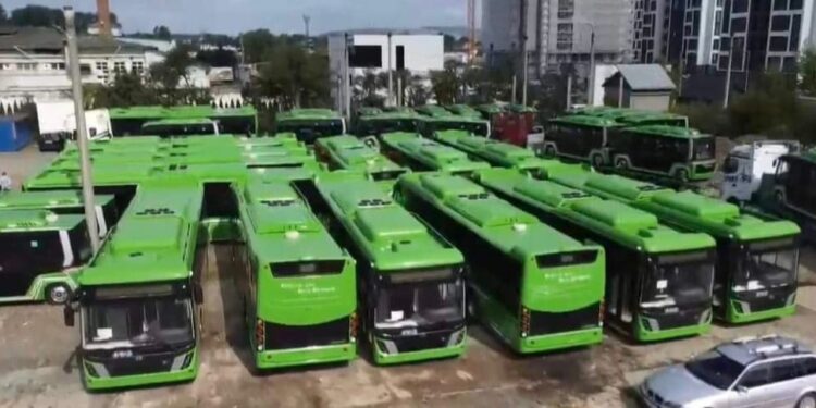 Contract pentru achiziționarea a 15 autobuze electrice, pentru transportul public în Zona Urbană Funcțională Suceava (Foto)