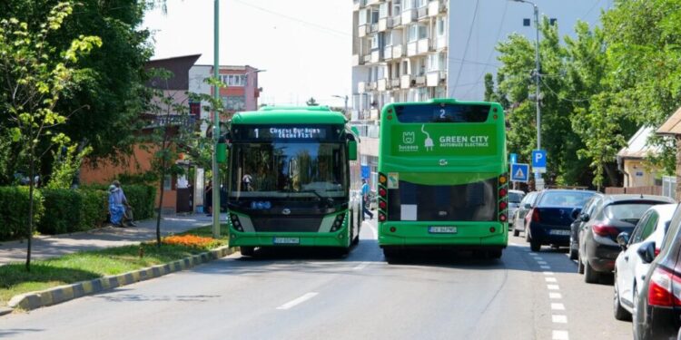 Începînd din 4 septembrie, elevii suceveni își pot reîncărca abonamentele pentru întregul an școlar. Elevii beneficiază de transport public gratuit