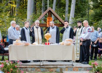 A patra troiță din Adîncata, sfințită