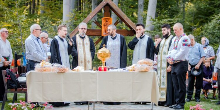 A patra troiță din Adîncata, sfințită