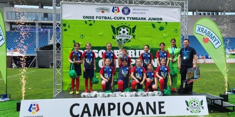 Un cadou meritat și care nu va fi repede uitat, pentru niște fete talentate, pasionate și muncitoare