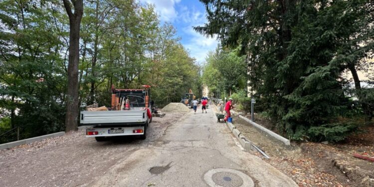 Lucrări de modernizare a străzii Oituz. Pentru început se reface legătura dintre strada Leca Morariu și strada Universității