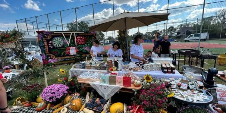 Artă culinară și meșteșuguri populare, la tîrgul de la Horodnic de Sus organizat de microregiunea Sucevița – Putna (Foto)