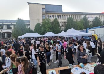 Ateliere din domeniile istoriei, geografiei, economiei, dreptului, inventicii și inovării, la Suceava, Siret și Solca, în cadrul Nopții Cercetătorilor Europeni