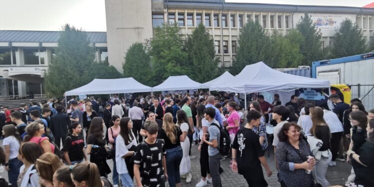 Ateliere din domeniile istoriei, geografiei, economiei, dreptului, inventicii și inovării, la Suceava, Siret și Solca, în cadrul Nopții Cercetătorilor Europeni