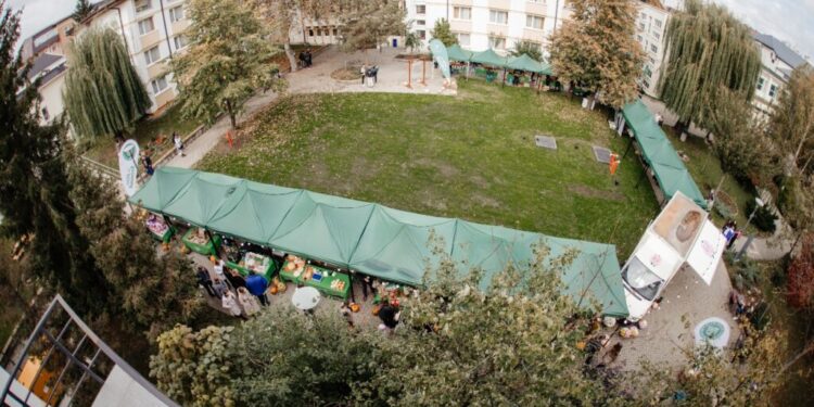 Facultatea de Inginerie Alimentară și Direcția Agricolă Suceava, ”parteneri în promovarea produselor locale”. Se dorește ca, lunar, în campusul universității, să se organizeze un tîrg al producătorilor locali