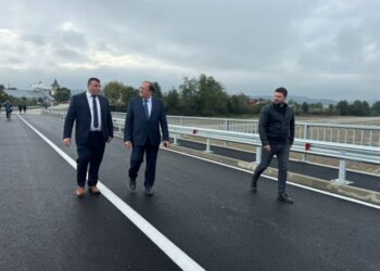 În comuna Marginea a fost inaugurat un pod care face legătura între satul nou și satul vechi