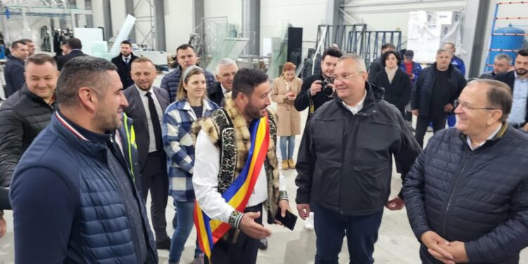 Nicolae Ciucă, la Horodnic de Sus: O localitate care trebuie dată de exemplu la nivel național (Foto)