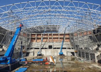 Structura de beton a sălii polivalente a fost finalizată, iar structura metalică este gata în proporție de 80% (Foto)