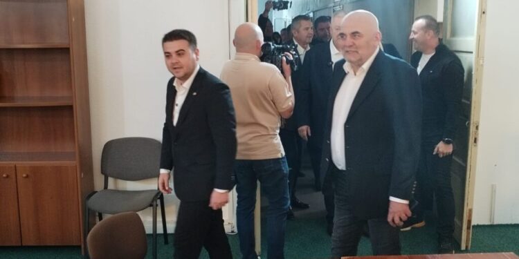 Vasile Rîmbu și Gheorghe Șoldan vor depune jurămîntul în aceeași zi, pe 24 octombrie. Primul va fi primar al Sucevei, iar cel de-a doilea președinte al Consiliului Județean