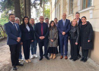 USR Suceava, depuneri de candidaturi. Emanuel Ungureanu, primul la Camera Deputaților, Daniel Popescu, primul la Senat. Ungureanu: M-am întors acasă și am de gînd să fac o treabă foarte bună nu doar în zona de sănătate pentru acest județ, ci și pe zona de asistență socială