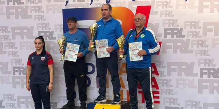 Juniorii de la LPS Suceava, din nou campioni naționali la lupte. Două medalii de aur și una de argint, la Călărași, la o competiție care a reunit 550 de sportivi. LPS, din nou pe locul întîi pe cluburi