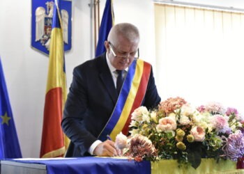 Vasile Iliuț, discurs plin de mulțumiri la depunerea jurămîntului pentru un nou mandat de primar al orașului Vicovu de Sus (Foto)