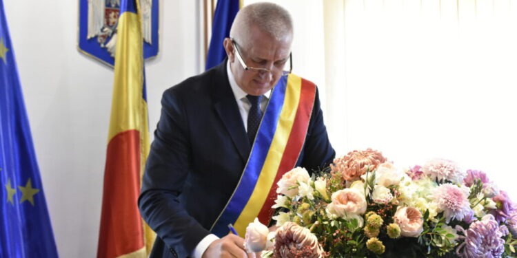 Vasile Iliuț, discurs plin de mulțumiri la depunerea jurămîntului pentru un nou mandat de primar al orașului Vicovu de Sus (Foto)