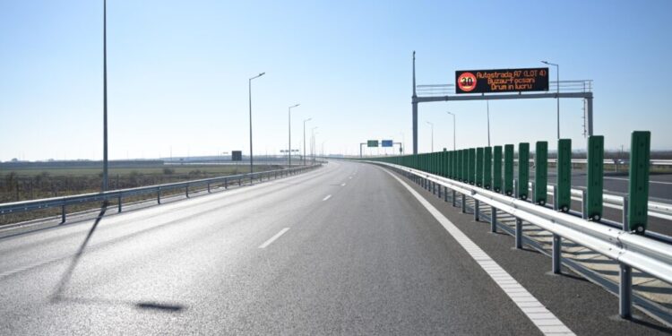 Gheorghe Șoldan, alături de Marcel Ciolacu și Sorin Grindeanu la inaugurarea primilor 11 kilometri din Autostrada A 7 (Foto)