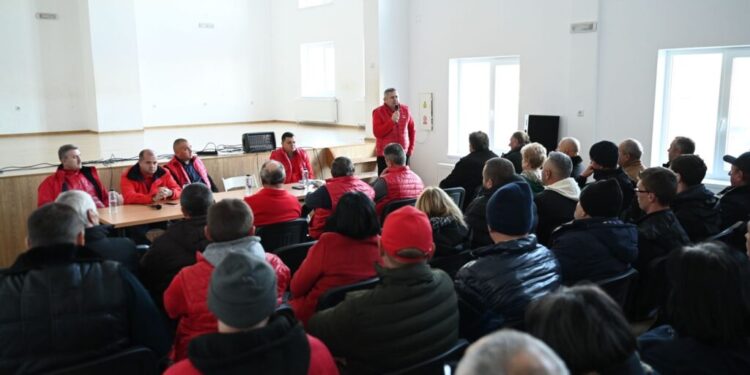 Deputatul PSD Eugen Bejinariu a vorbit la Bălcăuți despre investițiile importante făcute în infrastructura rutieră