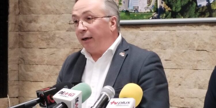 Agenții economici suceveni, invitați să-și facă rost de lopeți pentru deszăpezire