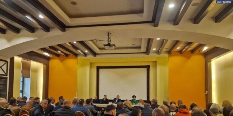 Candidații PNL la parlamentare, întîlnire cu oamenii de afaceri. Gheorghe Flutur: PNL va susține categoric menținerea cotei unice, cel puțin pentru 10 ani, și asta pentru a permite consolidarea clasei de mijloc, care are încă nevoie de sprijin