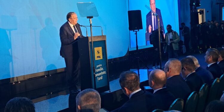 Gheorghe Flutur, la Iași: În America cum s-a răspuns în alegeri? La problema economică. Aceea a cîștigat. România are nevoie de creștere economică, are nevoie de liberali ca de aer