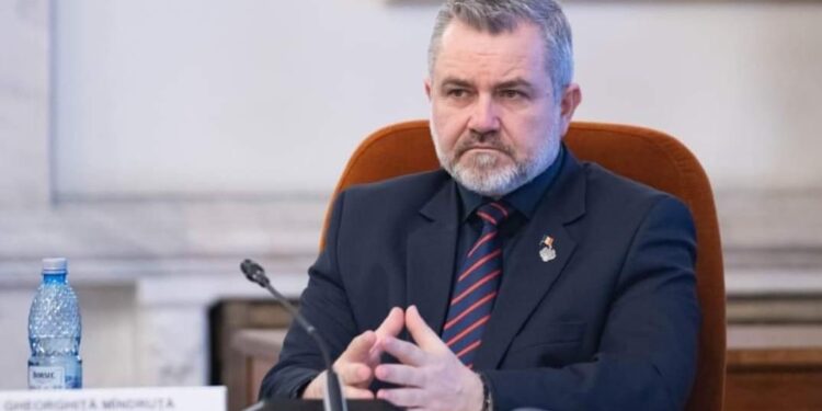 George Mîndruță: Această lege, 559/2024, corectează inechitățile din sistemul de pensii și oferă un sprijin meritat veteranilor și rezerviștilor din domeniul apărării și siguranței naționale, onorîndu-le contribuția și sacrificiul