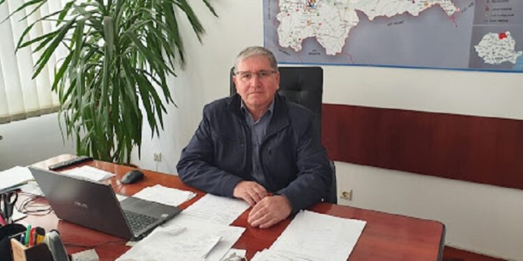 Sanitar-veterinarii au confiscat pește și carne din Bazarul Suceava și din Piața Vicovu de Sus. În acțiunea lor, reprezentanții DSVSA au fost sprijiniți de polițiști și jandarmi