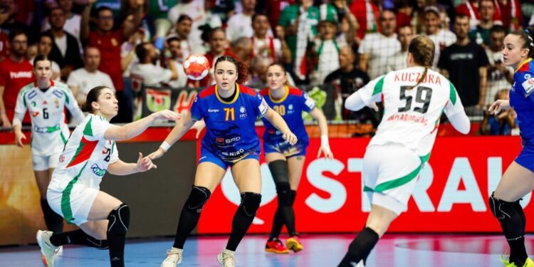 Petru Ghervan, despre prezența României la Campionatul European: Dacă vom judeca evoluția din ultimele trei săptămîni a echipei naționale de fete a României vom constata că aceasta a crescut aproape de la zi la zi, ca Făt Frumos din poveste