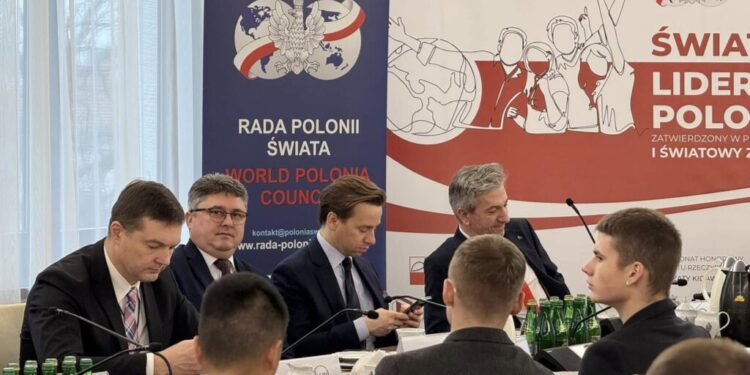 Suceveanul Ghervazen Longher, președintele Uniunii Polonezilor din România, la primul Congres Mondial al Liderilor Tinerilor Polonezi