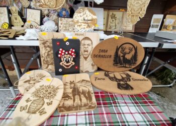 La Vatra Dornei funcționează pîrtiile și patinoarul, și s-a deschis ”Tîrgul de Iarnă”