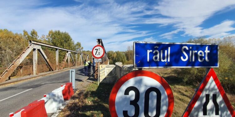 A început proiectarea noului pod de pe drumul Suceava – Dorohoi, de la Zvoriștea. Podul pe care se circulă în prezent este construit în 1933